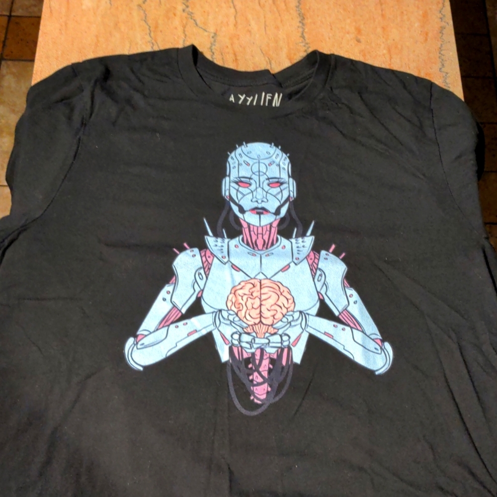 Ayylien XL T-shirt 100% cotton rare online find